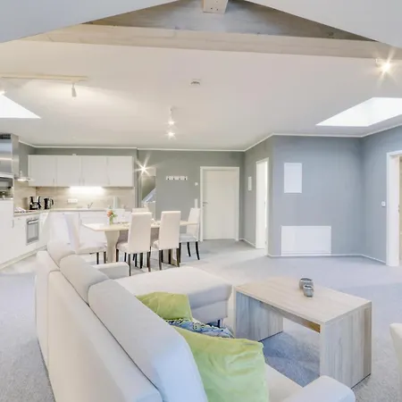 Beautiful In With Kitchen